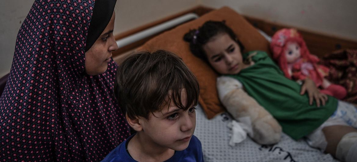 منظمة الصحة العالمية تستنكر قصف مستشفى يديره الهلال الأحمر الفلسطيني في غزة